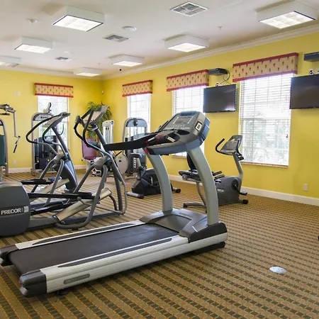 Trafalgar Resort Community Pool And Gym, Private Pool!